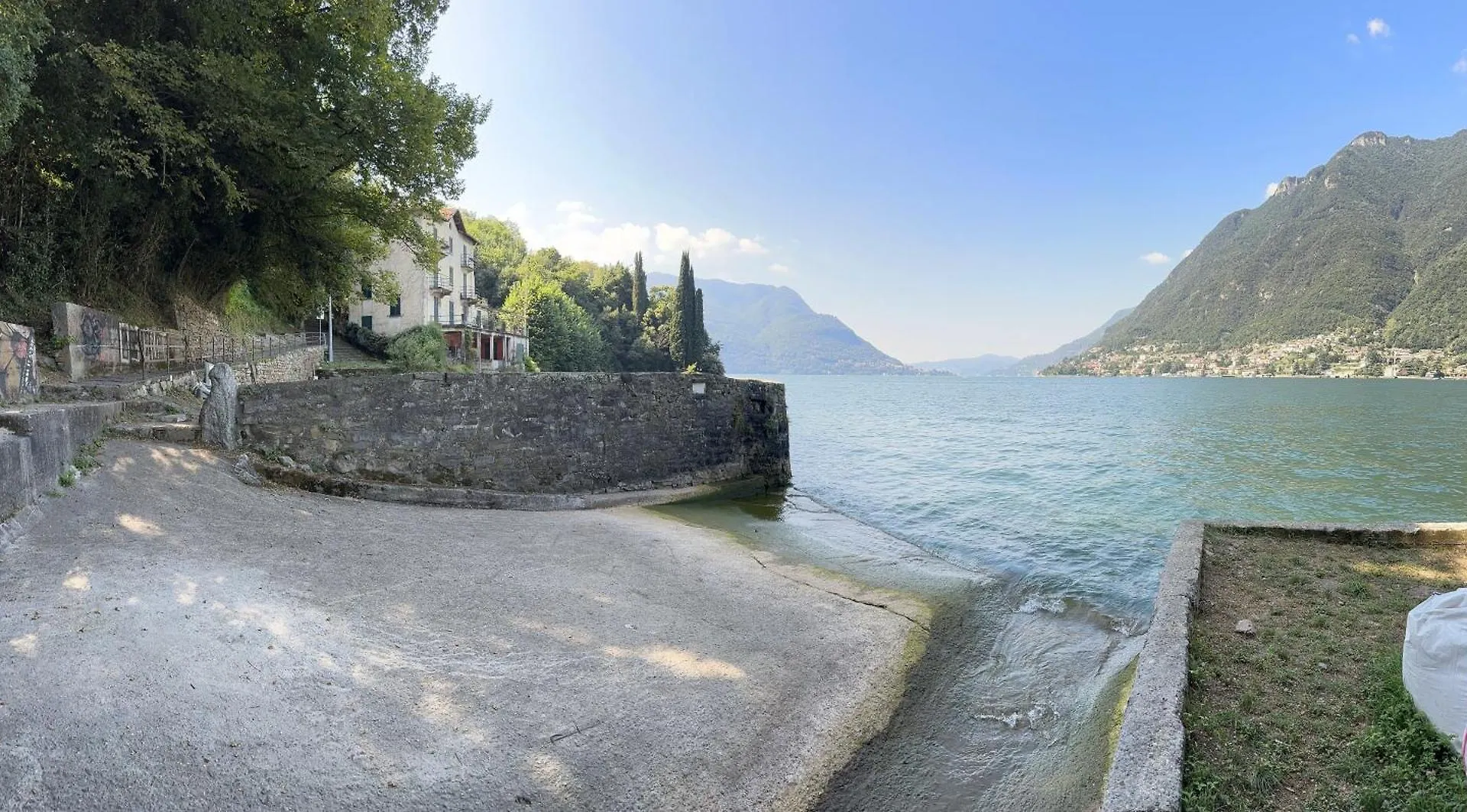 My Happy Place Pognana Lario 0*,  Italy